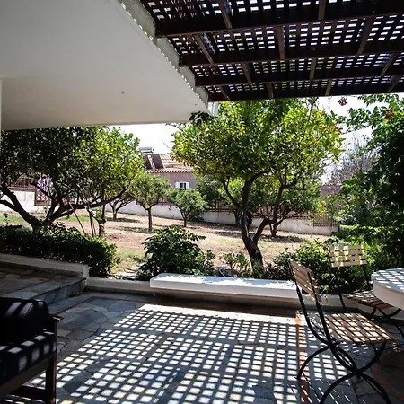 Sounio Holiday home *